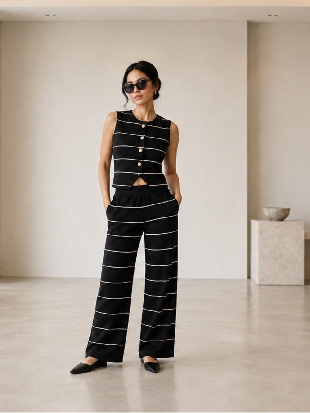 LA DIOSA Pants & Vest Blouse Set - Black with White Stripes NWT Size Small.